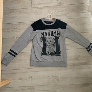 Marlyn Monroe sweatshirt